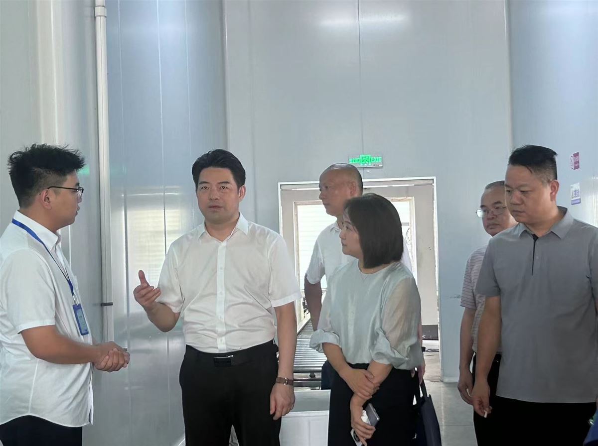 岳阳市驻京津冀工作专班莅临万雨合业参观考察