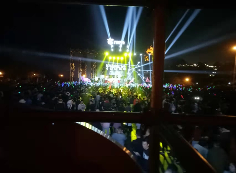 酒吧电音节舞台效果（视频展示）